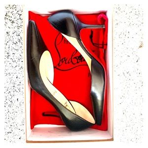Louboutins size 39
